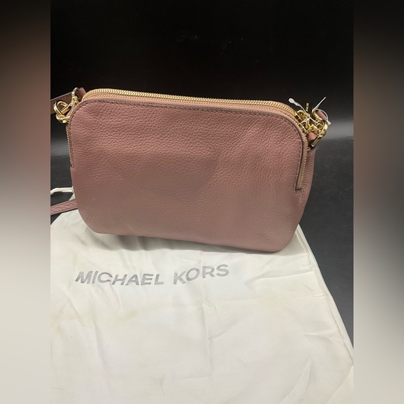 Michael Kors Crossbody Purse - Picture 15 of 15